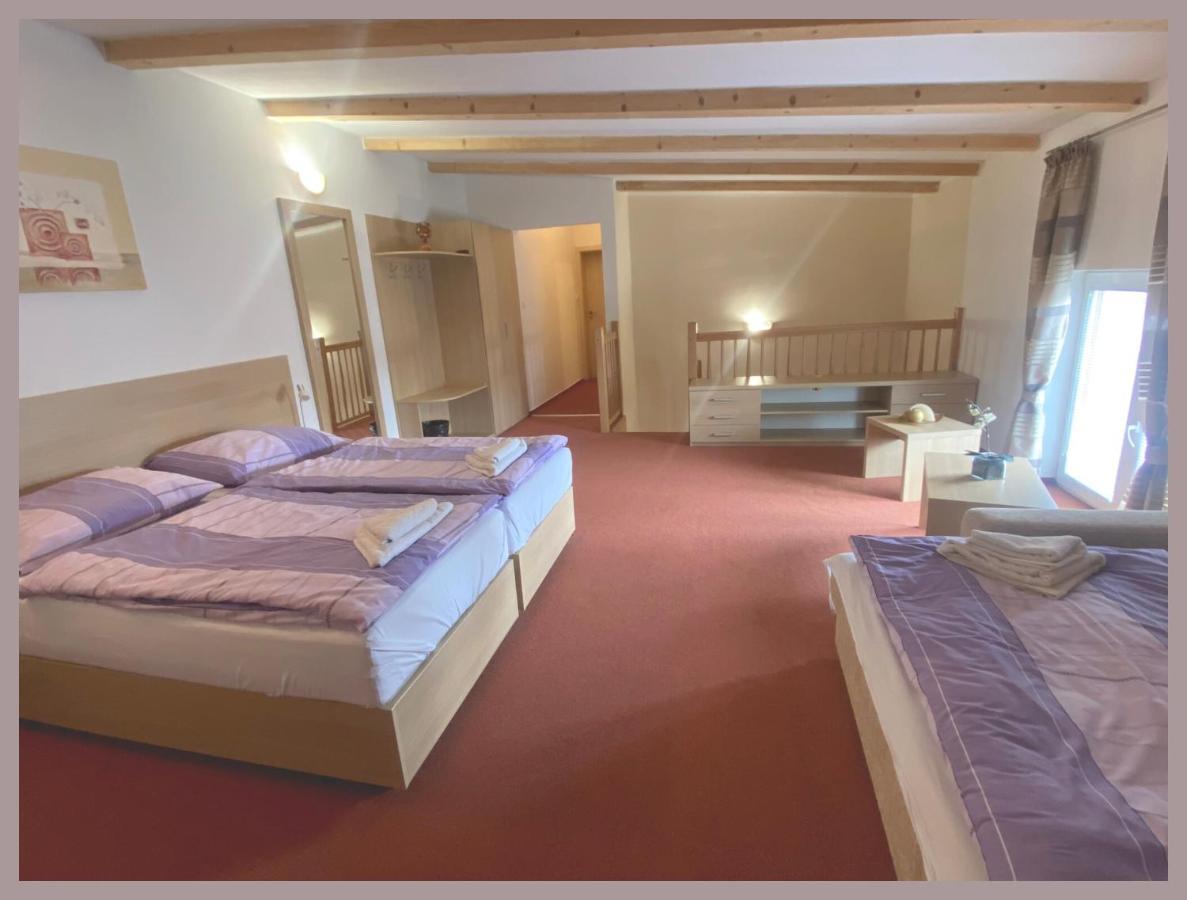 Apartmany Tiva Οστράβα Εξωτερικό φωτογραφία